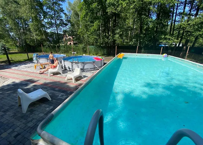 Nad Stawem アパート